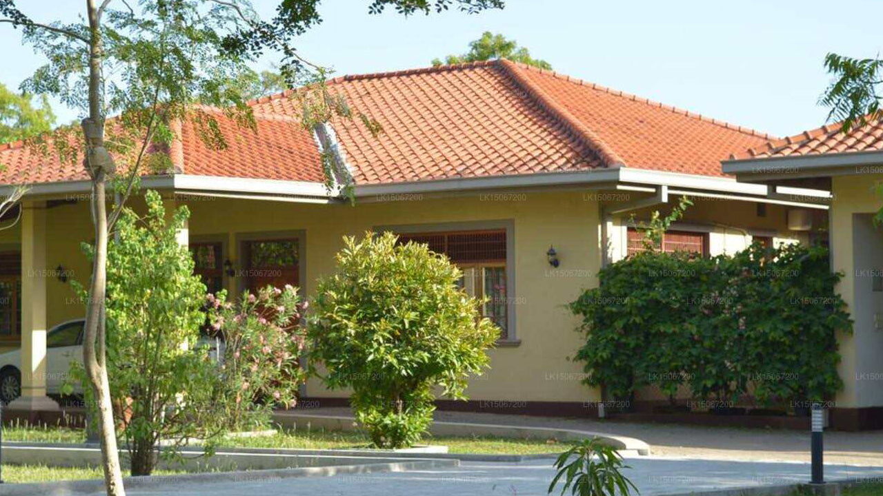 Lake View Bungalow Yala, Tissamaharama