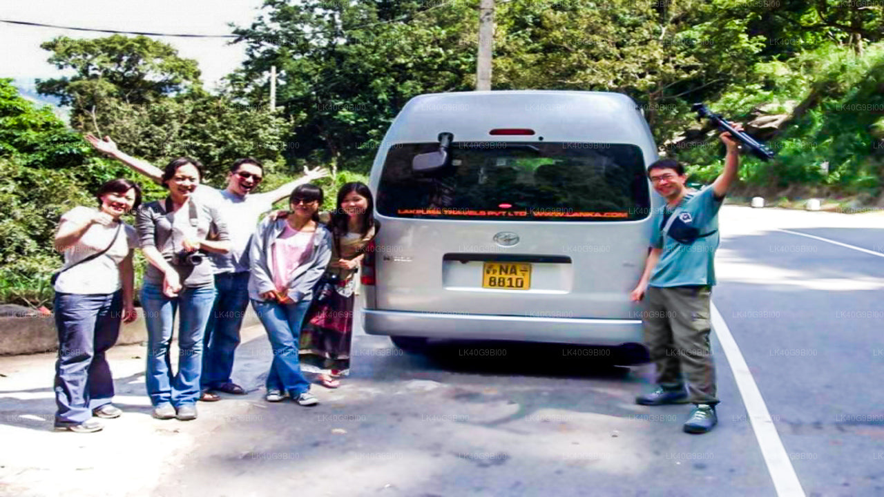 Ratmalana (RML) Airport to Horton Plains City Private Transfer